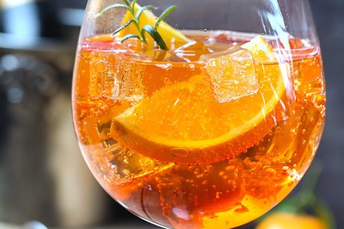 Aperol spritz cocktail
